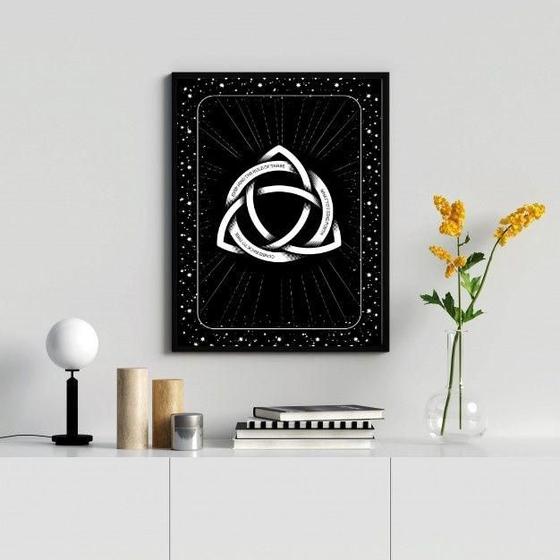 Imagem de Quadro Decorativo Triquetra 45x34cm - Moldura Madeira Branca