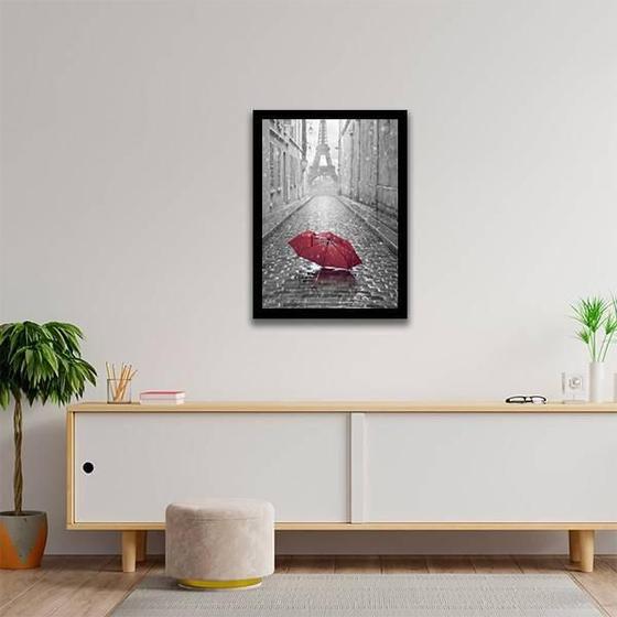 Imagem de Quadro Guarda Chuva Vermelho Torre Eiffel 33X24 Vidro Preta