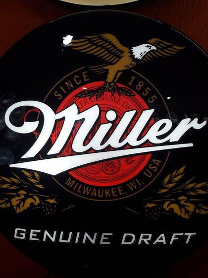 Imagem de Quadro Luminoso Decorativo Cerveja Miller Led Bivolt p/ Bar Boteco Churrasqueira Garagem
