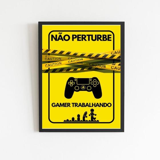 Imagem de Quadro Para Porta Gamer Trabalhando 45x34cm - com vidro