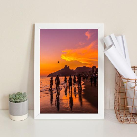 Imagem de Quadro Por Do Sol Praia De Ipanema- Futebol 45x34cm - com vidro