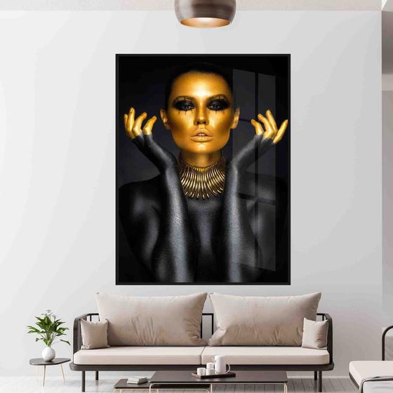 Imagem de quadro premium  com Moldura e Vidro Mulher Elegante Dourado