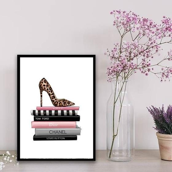 Imagem de Quadro Sapato Com Livros Fashion 33x24cm - com vidro