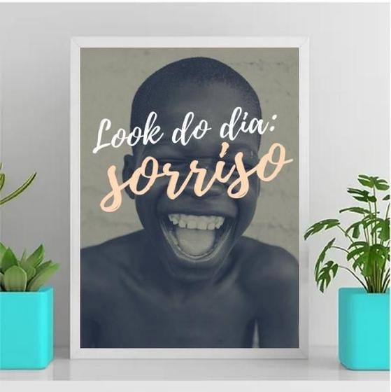 Imagem de Quadro Sorriso Look Do Dia 33X24Cm Vidro Branca