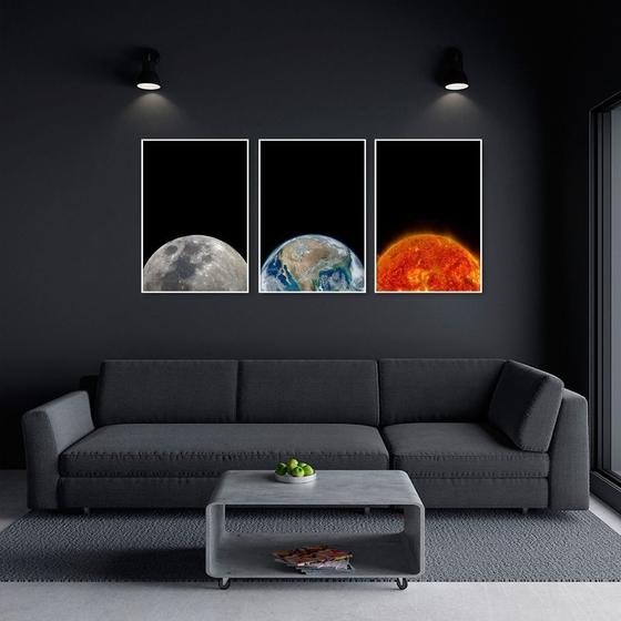 Imagem de Quadro Terra Lua e Sol 142x100 3-100x70 Filete Branco Moldura Filete, Branca