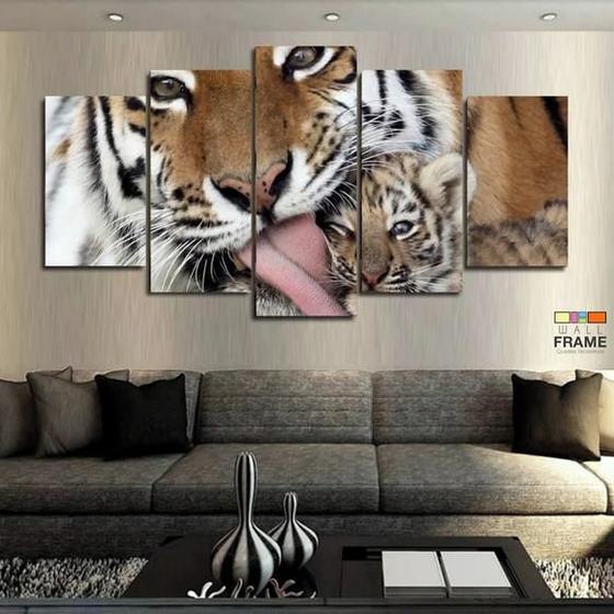 Imagem de Quadros Decorativos Tigre Carinhoso 63x130mt em Tecido