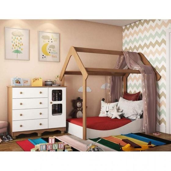 Imagem de Quarto de Bebê com Cama Casinha e Cômoda 4 Gavetas 1 Porta Móveis Peroba Branco/Carvalho