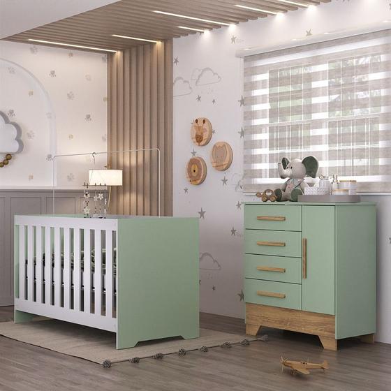 Imagem de Quarto de Bebê com Cômoda 4 Gavetas 1 Porta e Berço 3 em 1 Catavento Maya Rodial