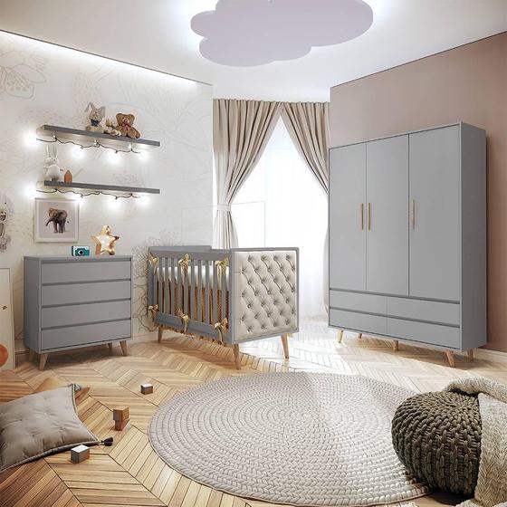 Quarto de Bebê Retrô Guarda Roupa 3P Lorena Cômoda 4 Gavetas Berço c/ Capitonê Cinza Carolina Baby Menor preço em Quarto de Bebê Retrô Guarda Roupa 3P Lorena Cômoda 4 Gavetas Berço c/ Capitonê Cinza Carolina Baby