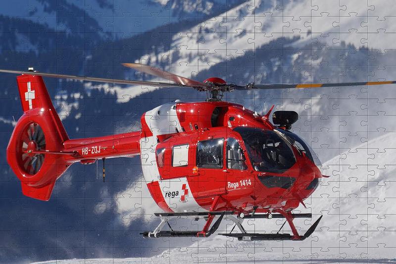 Imagem de Quebra-Cabeça Helicoptero Vermelho De 300 Peças