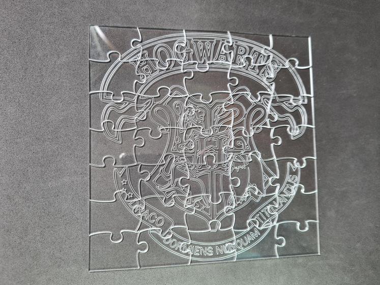 Imagem de Quebra-cabeça Puzzle Jogo Brasão Hogwarts Harry Acrílico