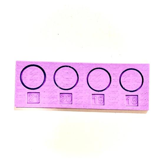 Imagem de R383 Molde de silicone kit anéis médio resina decorar