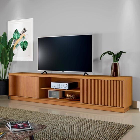 Rack para TV até 75 Polegadas 100% MDF Ripado 2 Portas Logan Menor preço em Rack para TV até 75 Polegadas 100% MDF Ripado 2 Portas Logan