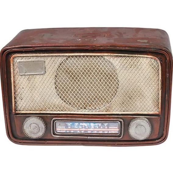 Imagem de Radio retro de madeira e metal