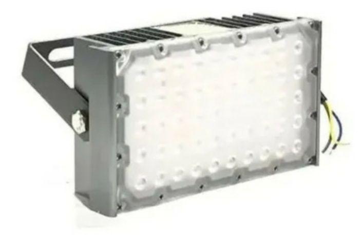 Imagem de Refletor De Led Para Campo Quadra 100w Ip68 N2 Flood Light