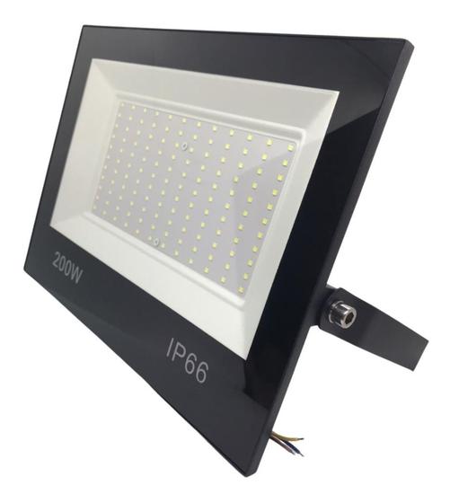Refletor Led 200w Holofote Bivolt Branco Frio Prova D'Agua Menor preço em Refletor Led 200w Holofote Bivolt Branco Frio Prova D'Agua