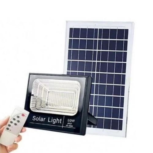 Imagem de Refletor Solar 50W Led Branco Frio IP66 com Controle Remoto