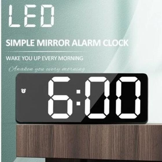 Imagem de Relogio Digital Led LCD Brilha Portatil de Cabeceira Mesa  Hora Despertador Alarme Temperatura