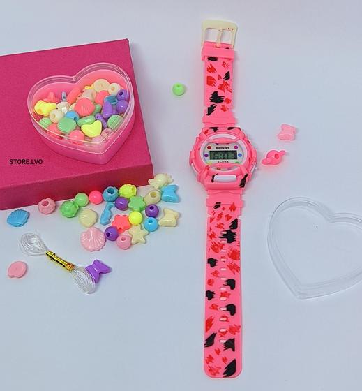Imagem de Relógio Infantil Digital Menina Esportivo + Kit Miçangas Coloridas para Montar Colar Pulseiras estojo Presente