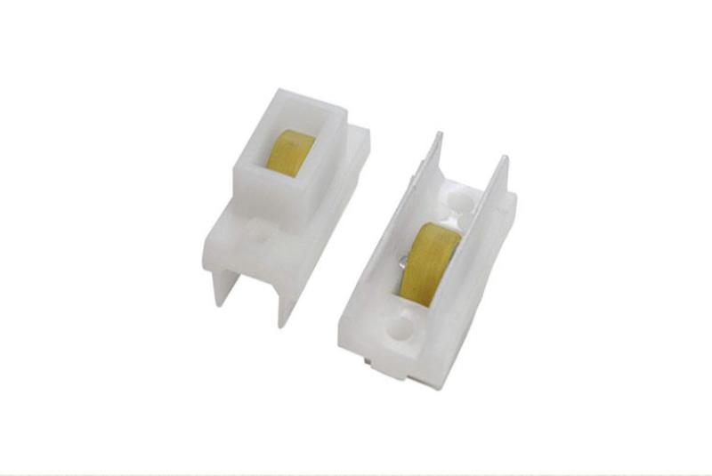 Roldana rol-255 em "reto" c/rolamento p/janela porta kit 4un Menor preço em Roldana rol-255 em "reto" c/rolamento p/janela porta kit 4un