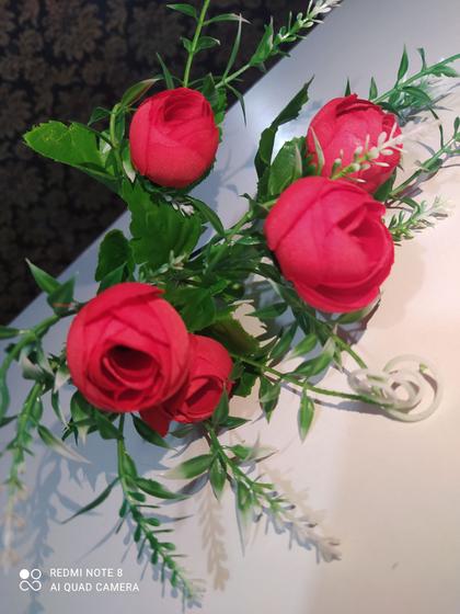 Rosa vermelha artificial - Fertin - Flor e Planta Artificial - Magazine  Luiza