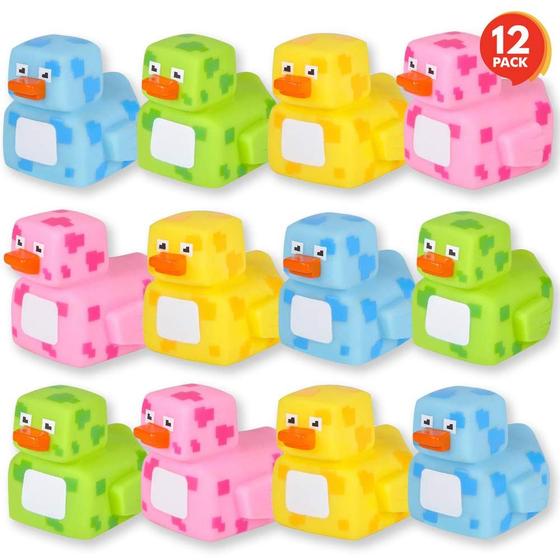 Imagem de Rubber Duckies ArtCreativity Pixelated de 5,7 cm para banho, pacote com 12