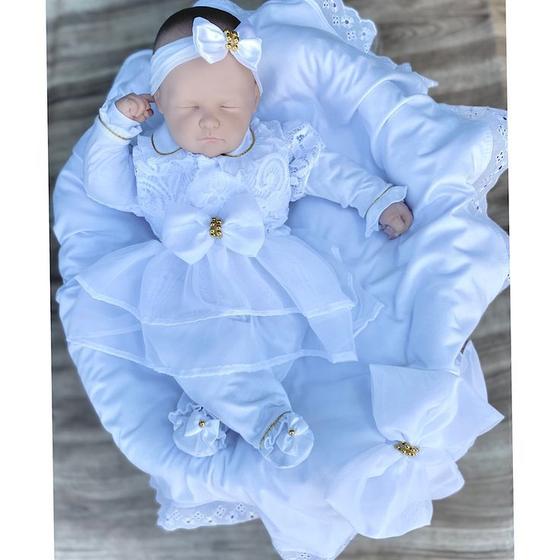 Saída de maternidade branca menina luxo - Nika baby Imagem de Saída de maternidade branca menina luxo