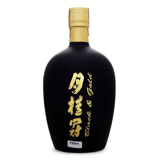 Imagem de Sake Gekkeikan  Black & Gold 750ml