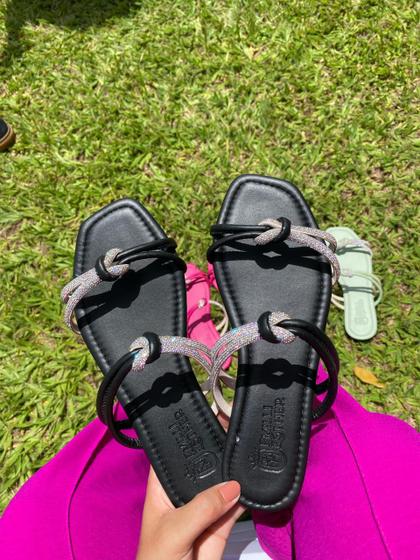Imagem de Sandalia feminina com tira de brilho gliter nozinho duplo bico quadrado sandalha adulta com stress rasteirinha