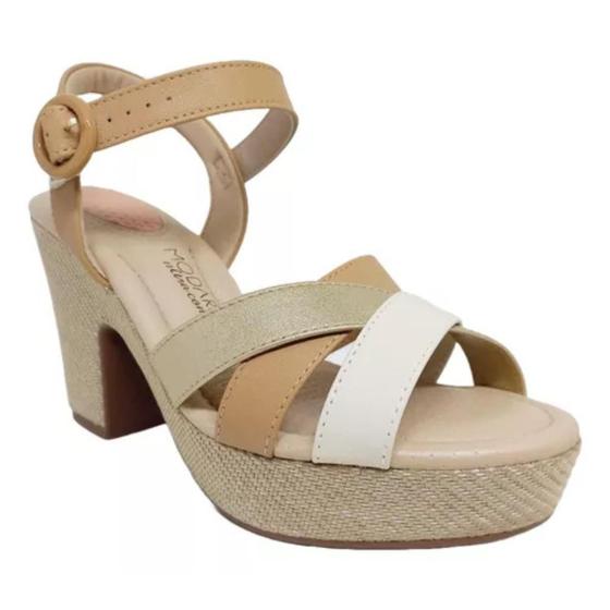 Sandália Plataforma Modare Tiras Ultra Conforto - Creme e Dourado Imagem de Sandália Plataforma Modare Tiras Ultra Conforto - Creme e Dourado