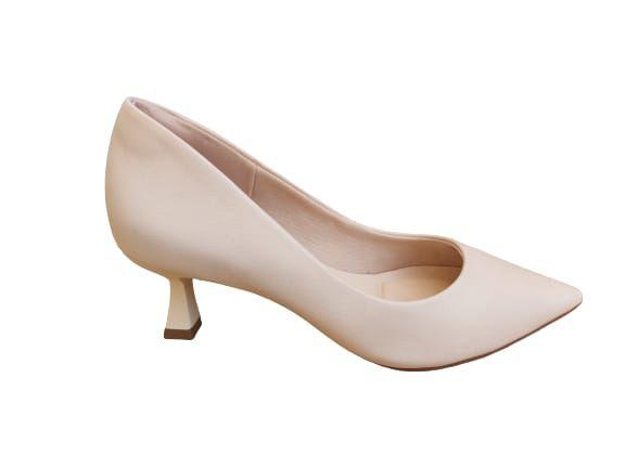 Sapato Feminino Scarpin Bebecê Salto Médio Taça Confortável Menor preço em Sapato Feminino Scarpin Bebecê Salto Médio Taça Confortável