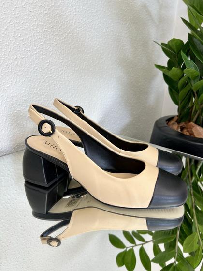 Imagem de Sapato scarpin slingback cap toe double color