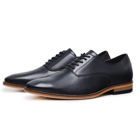 Imagem de Sapato Social em Couro Liso Basico Ec Shoes com Sola Borracha e Cadarço