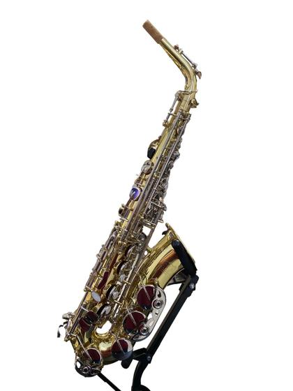 Imagem de Saxofone Alto MIB Laqueado Niquelado Tokai TSA200LN