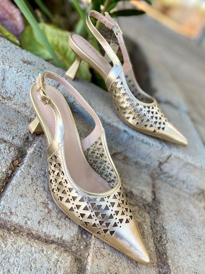 Imagem de Scarpin Couro Gianna Slingback Lia Line - dourado