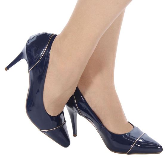 Imagem de Scarpin feminino salto fino alto 8 cm confort verniz azul marinho