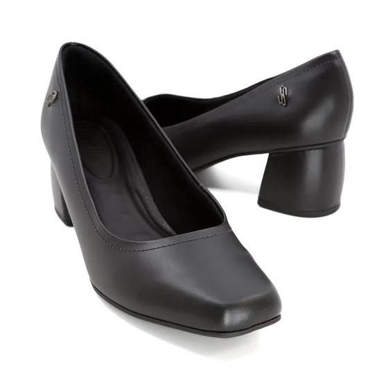 Scarpin preto salto bloco couro bico quadrado usaflex Menor preço em Scarpin preto salto bloco couro bico quadrado usaflex