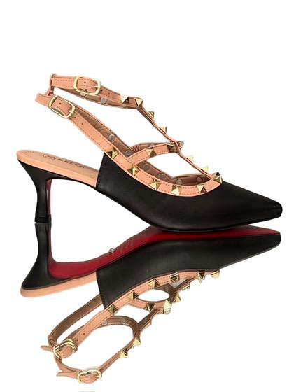 Imagem de Scarpin Preto Slingback com detalhes Spike  Dourado salto 5cm