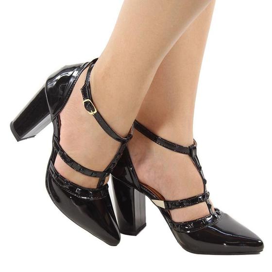 Scarpin Zhaceci Salto Bloco Spike Menor preço em Scarpin Zhaceci Salto Bloco Spike
