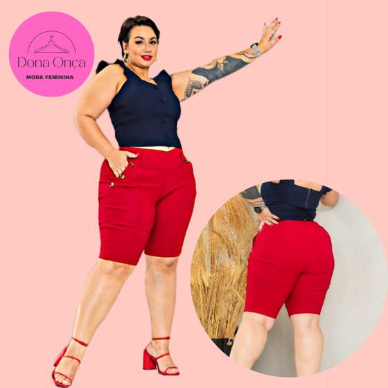 Imagem de Short Feminino Plus Size Bengaline Com Bolso e Detalhes em Botões