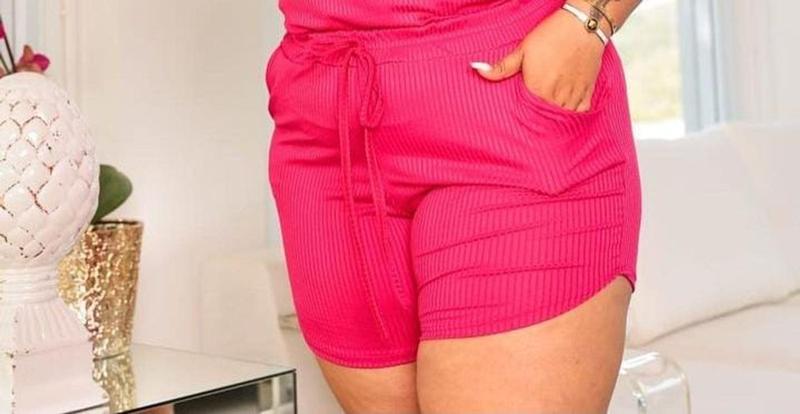Imagem de Short plus size feminino canelado elástico na cintura amarração simples e discreto