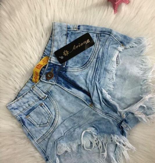 Imagem de Shorts feminino jeans   azul claro tamanhos do 34  ao 46 - majestade modas