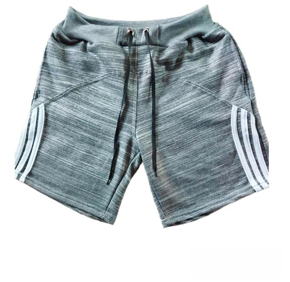 Imagem de Shorts Moletom Cinza com detalhe em Branco