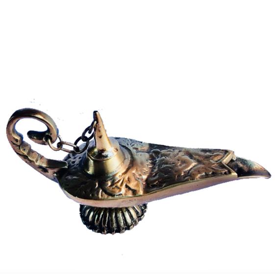Imagem de símbolo enfermagem bronze lâmpada de aladim gênio formar