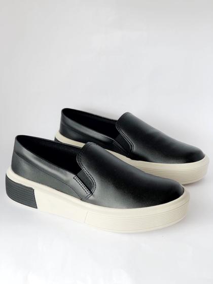 Imagem de Slip On Preto/Branco Off Napa Turim Beira Rio