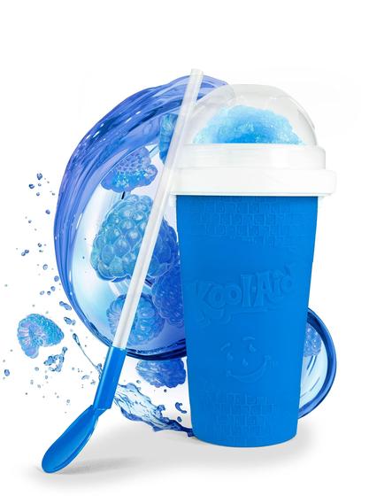 Imagem de Slush Cup Nostalgia Kool-Aid Squeezy 300 ml com cúpula e azul palha