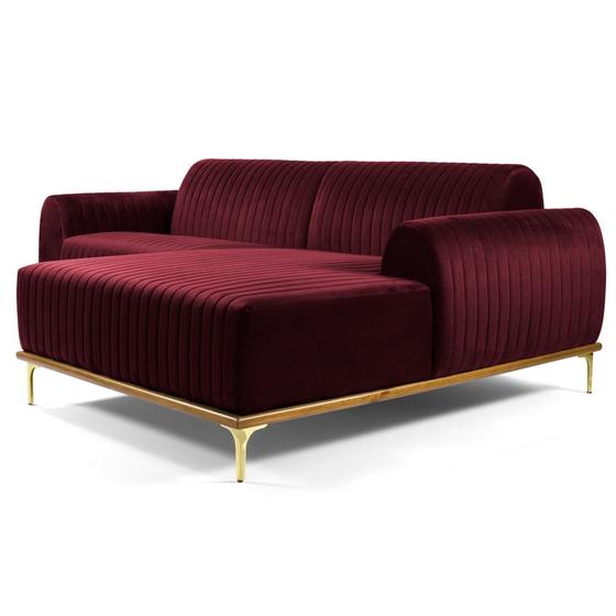 Imagem de Sofá 300cm 5 Lugares com Chaise Direito Pés Gold Molino B-278 Veludo Marsala - Domi