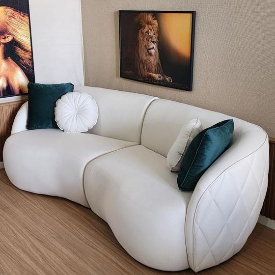 Imagem de Sofá Curvo Estilo Orgânico Linho Com 4 Almofadas Fino Acabamento Euphoria - Larbelle