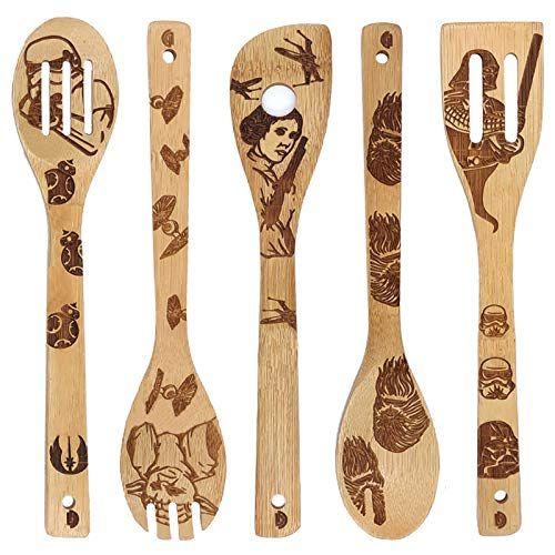Star Wars Wooden Spoons Set de 5,Starwars Burned Kitchen Utensils Set, Utensílios de Cozinha de Bambu para Star Wars Kitchen Decor, Presentes de Star Wars para homens, presentes do Dia das Mães, Presentes de Casa Menor preço em Star Wars Wooden Spoons Set de 5,Starwars Burned Kitchen Utensils Set, Utensílios de Cozinha de Bambu para Star Wars Kitchen Decor, Presentes de Star Wars para homens, presentes do Dia das Mães, Presentes de Casa