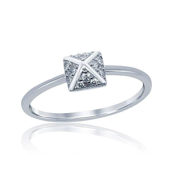 Imagem de Sterling Silver Square CZ Anel de estilo pirâmide, tamanho 7